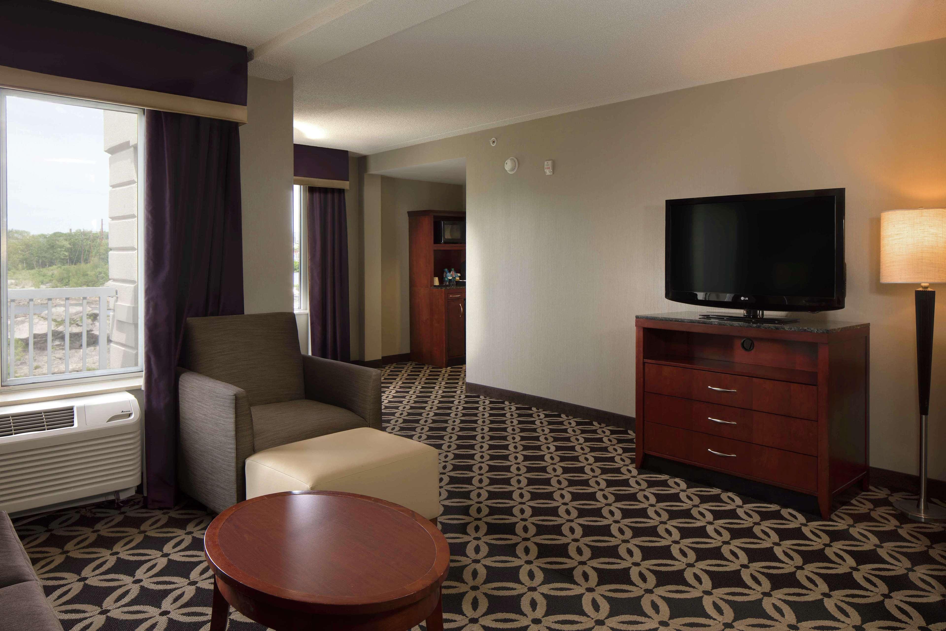Hilton Garden Inn Auburn Riverwatch Eksteriør billede