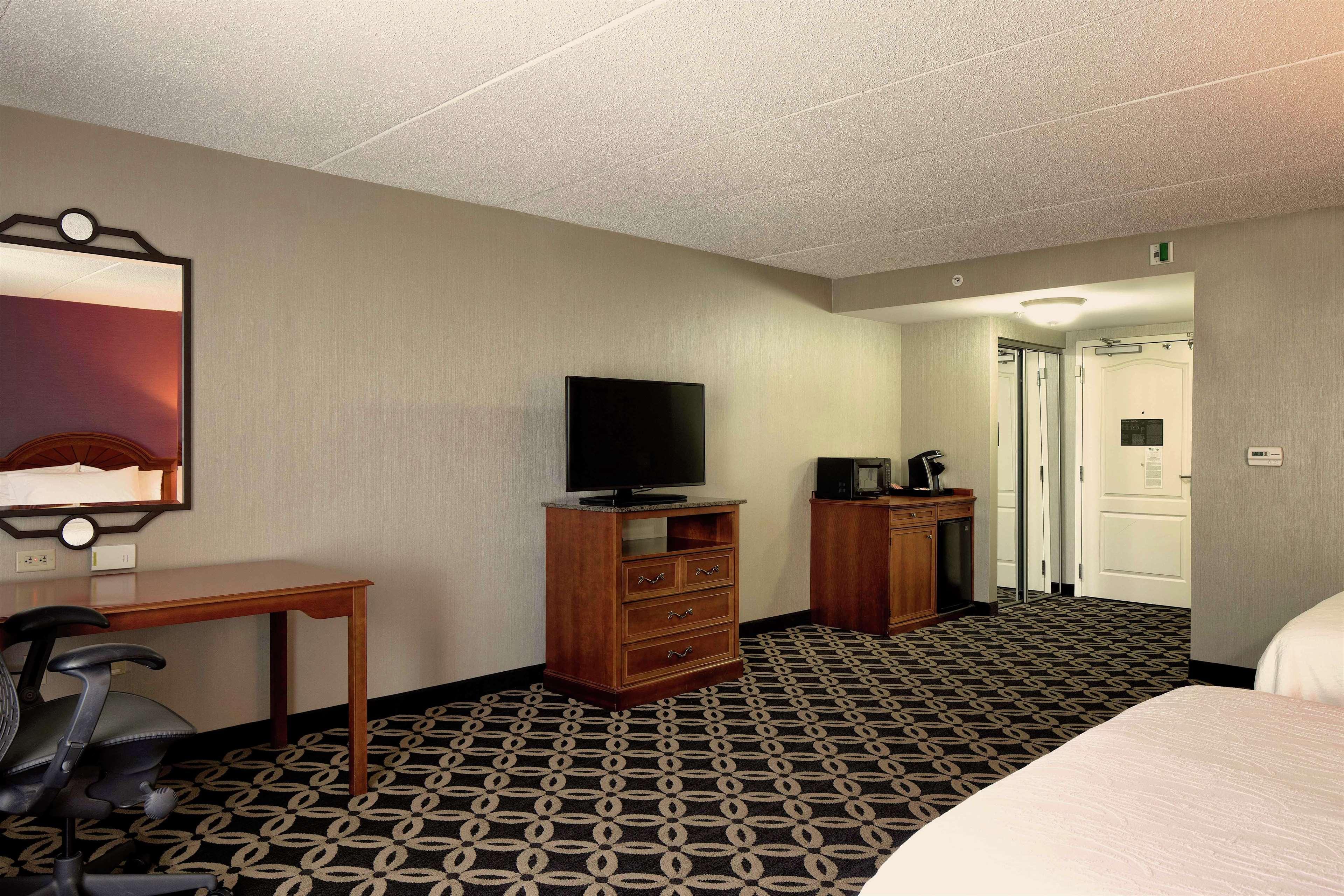 Hilton Garden Inn Auburn Riverwatch Eksteriør billede