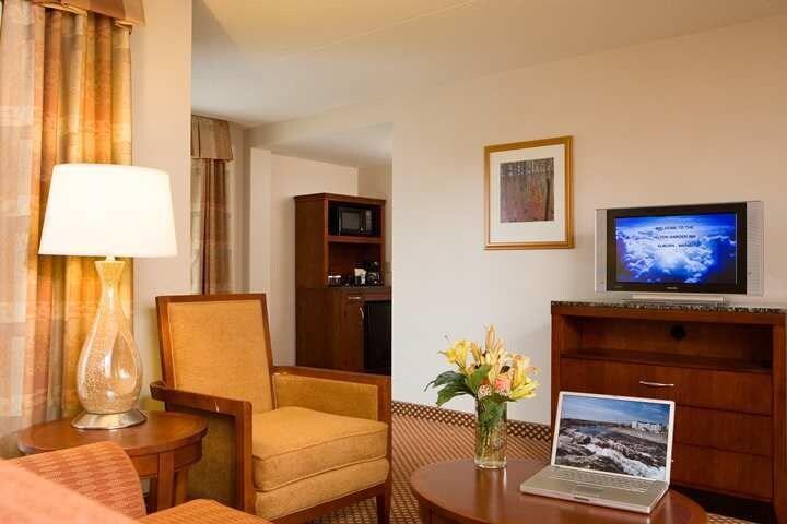 Hilton Garden Inn Auburn Riverwatch Eksteriør billede